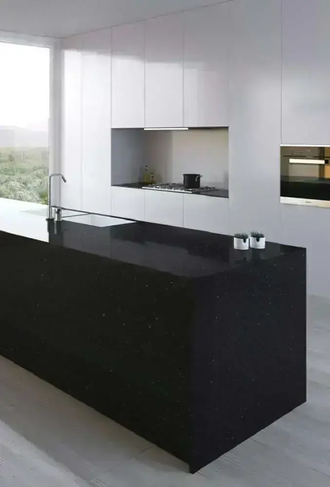 decoração com armários branco para cozinha com granito preto são gabriel