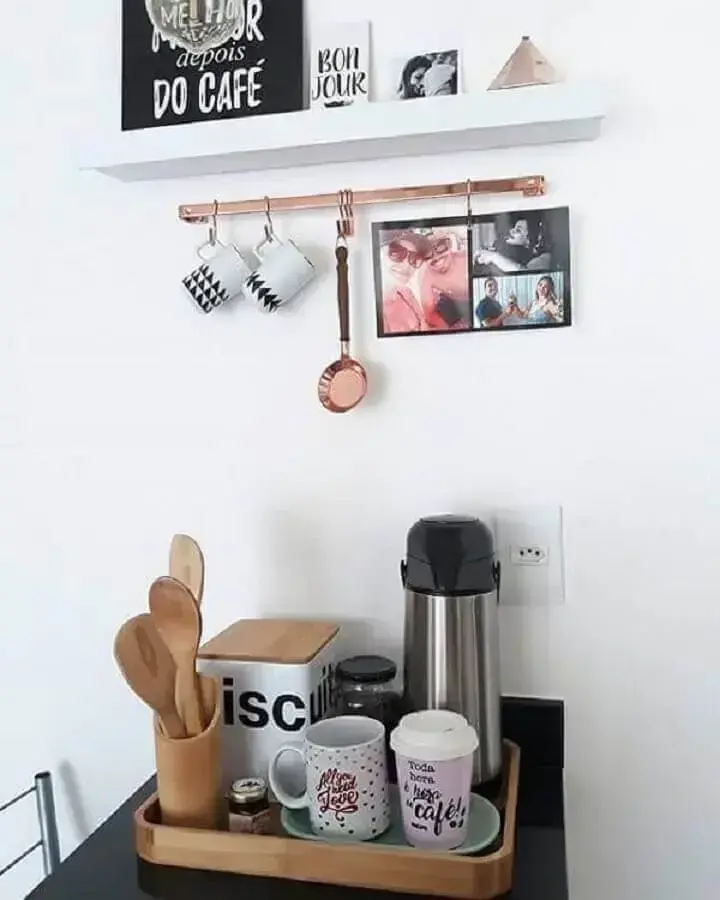 decoração simples para cantinho do café na cozinha Foto We Heart It