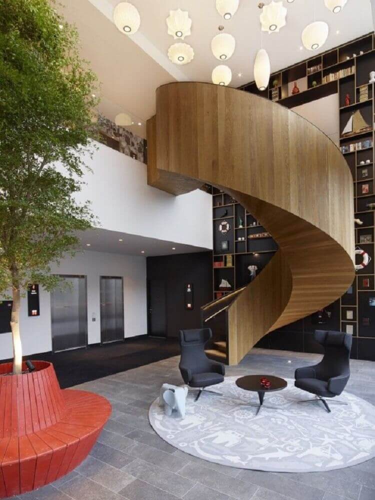 design moderno para escada de madeira