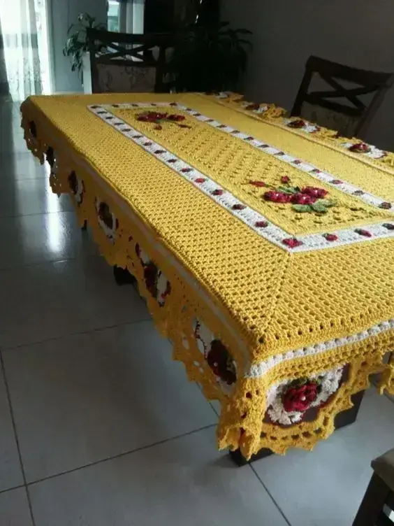 toalha de mesa de crochê - toalha de mesa amarela 