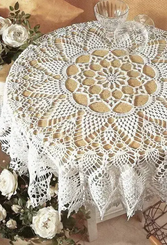 toalha de mesa redonda de crochê