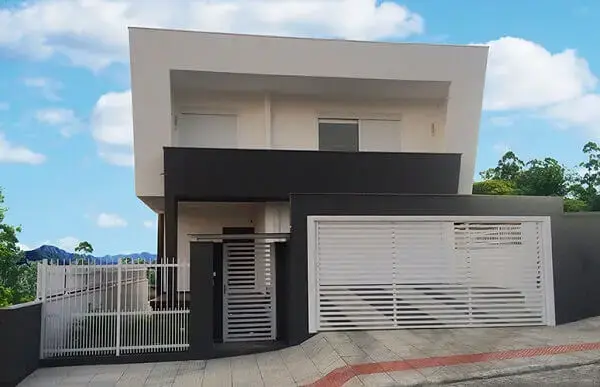 Modelo de portões basculantes para casas modernas