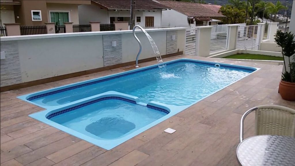 Piscina De Fibra Vantagens Modelos Para Aproveitar Os Dias De Sol