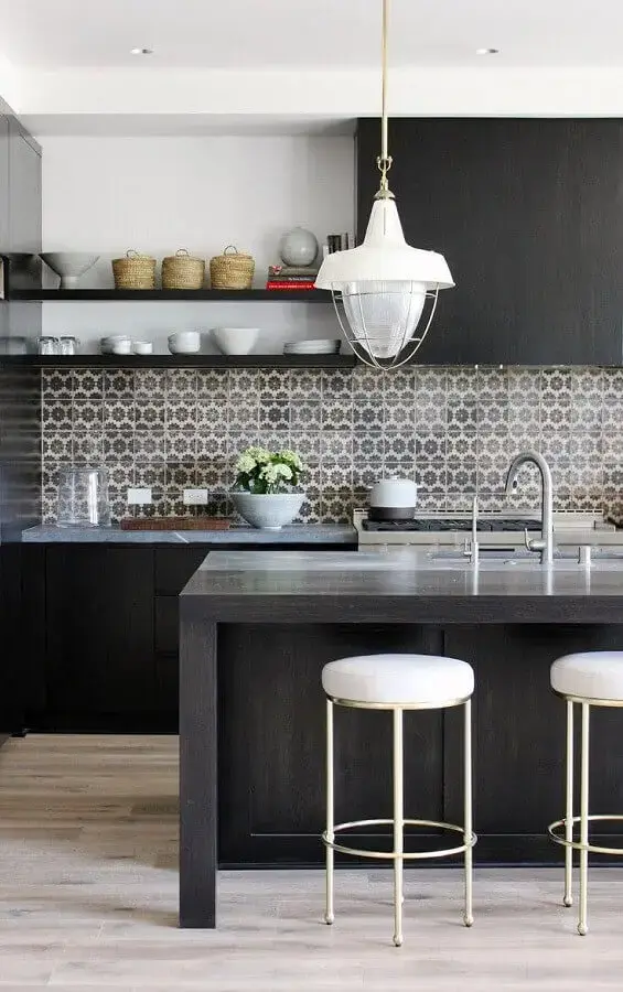 decoração com azulejo para cozinha preta Foto Cut & Paste