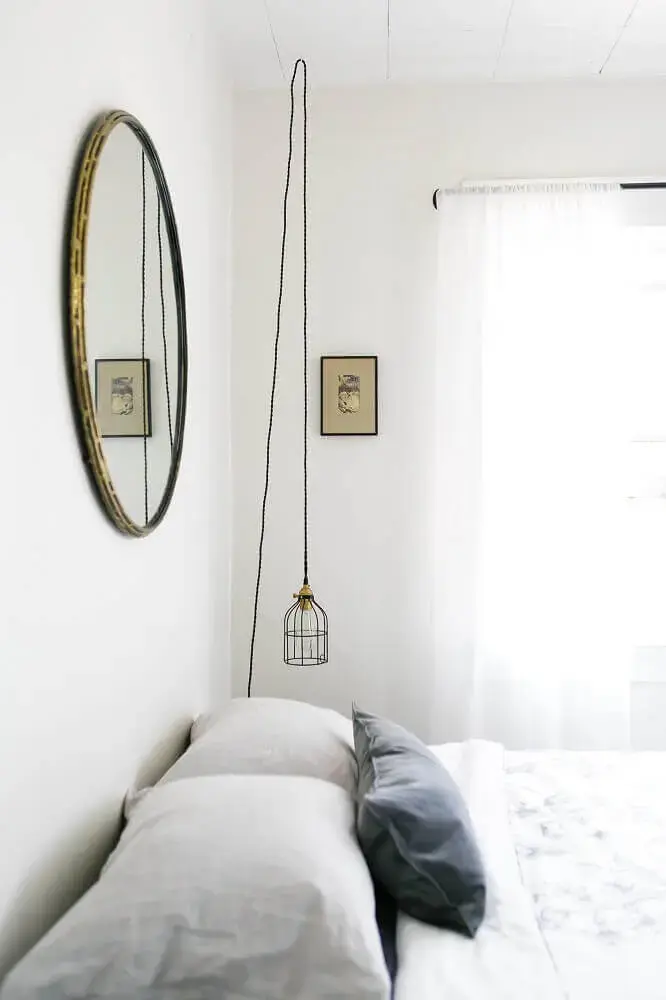 minimalismo para decoração com espelho decorativo para quarto