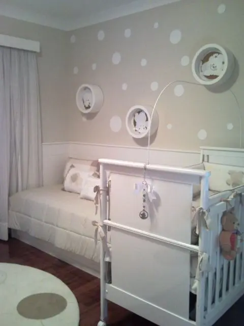 nichos para quarto de bebê - quarto com nichos redondos 