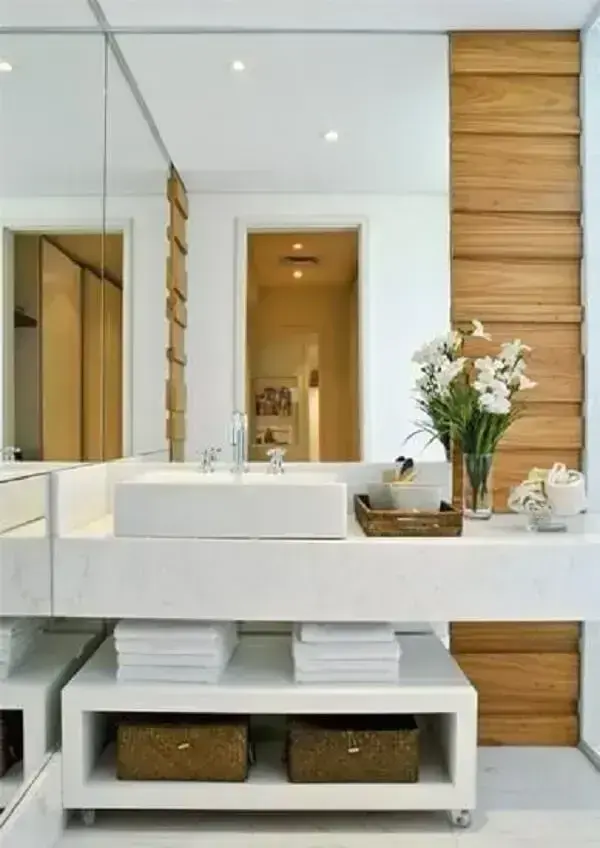 Decoração clean para banheiros modernos