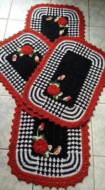 tapete de crochê para cozinha - tapete branco, vermelho e preto 