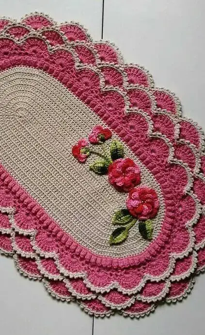 tapete de crochê para cozinha - tapete rosa com babado 