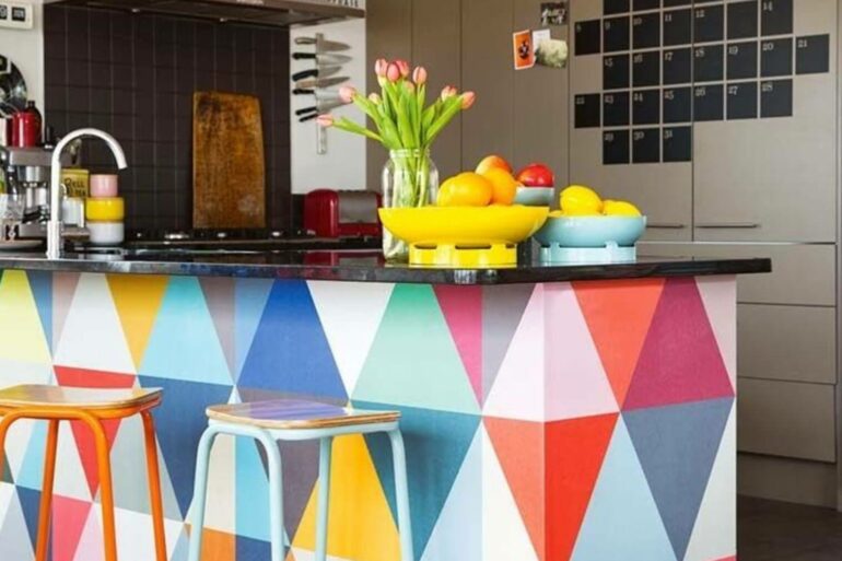 A cozinha colorida traz alegria para a decoração do ambiente. Fonte: Interior Desire