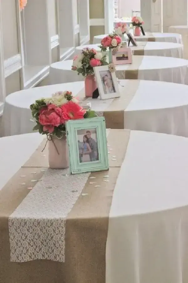 Simple and delicate engagement decoration with portrait door