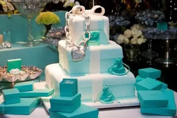 Engagement decoration tiffany blue cake