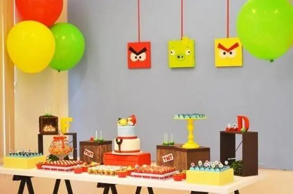 Decoração dia das crianças Angry Birds