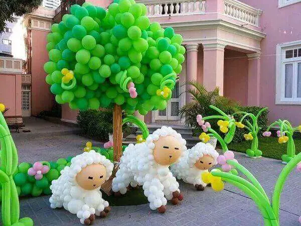 Decoração dia das crianças com balões