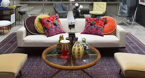 Tapete persa em decoração colorida
