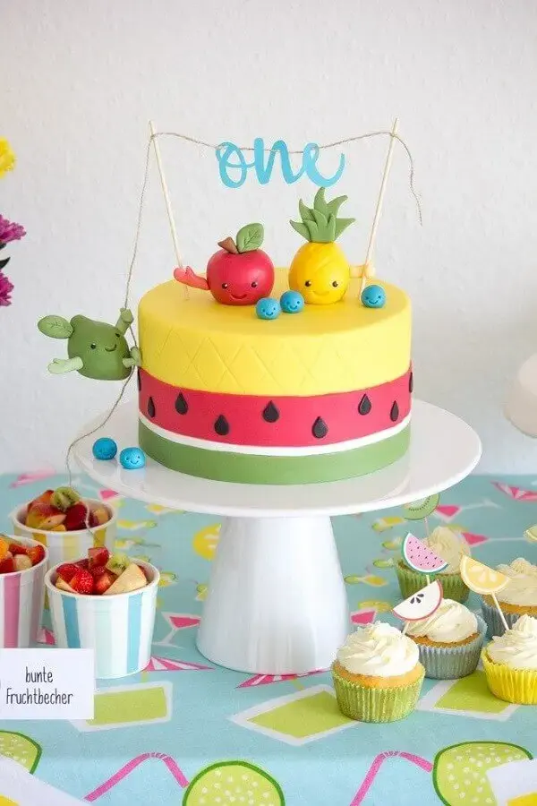 bolo para decoração de festa tropical infantil Foto Pinterest