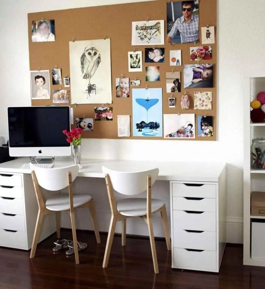 cadeiras modernas para home office com decoração simples Foto Pinterest