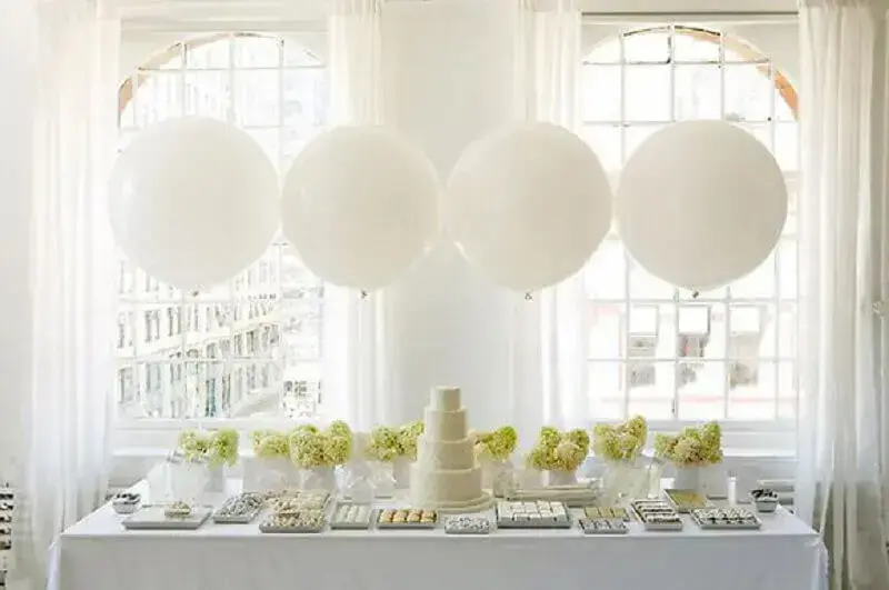 decorações com balões para mesa de casamento toda branca Foto Wedding Photography Design