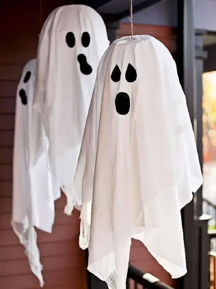 fantasmas para decoração de halloween Foto Yandex