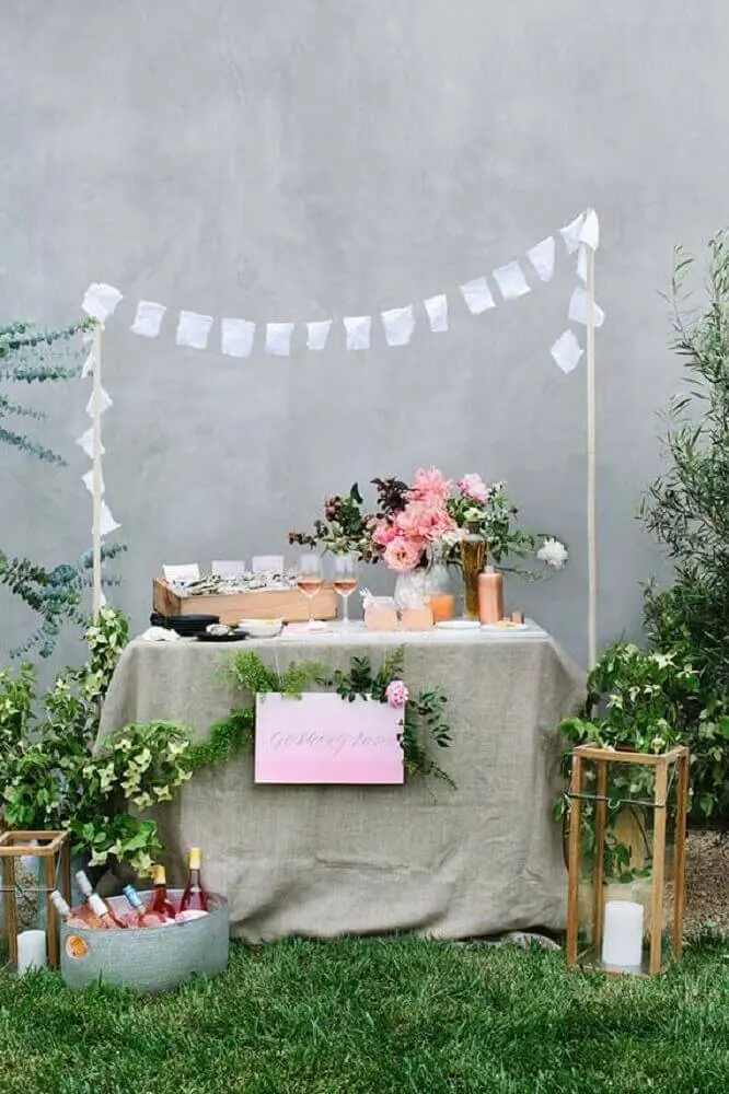 ideia de decoração simples para casamento em casa Foto Pinterest