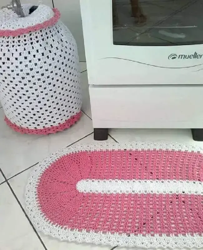jogo de cozinha em crochê branco e rosa Foto Pinterest