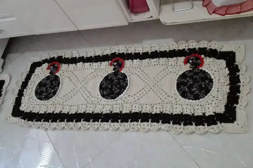 modelo de passadeira para cozinha em crochê Foto Tapetesa