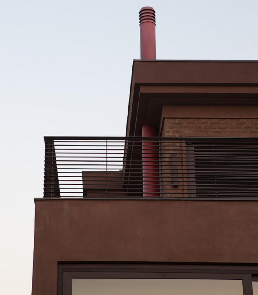 varanda com modelo simples de guarda corpo de ferro Foto Clarissa Strauss