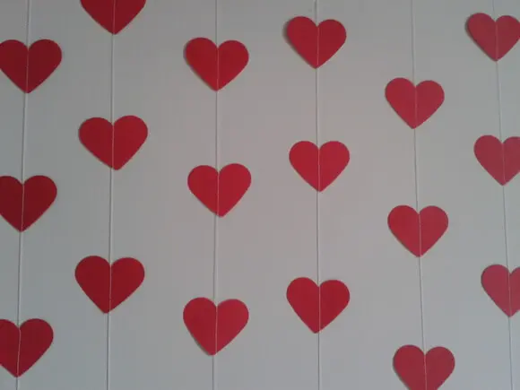 Cortina de coração vermelho de papel Foto de Ateliê Rocha