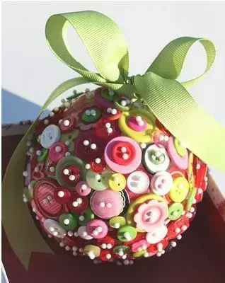 christmas balls - Christmas ball with buttons 