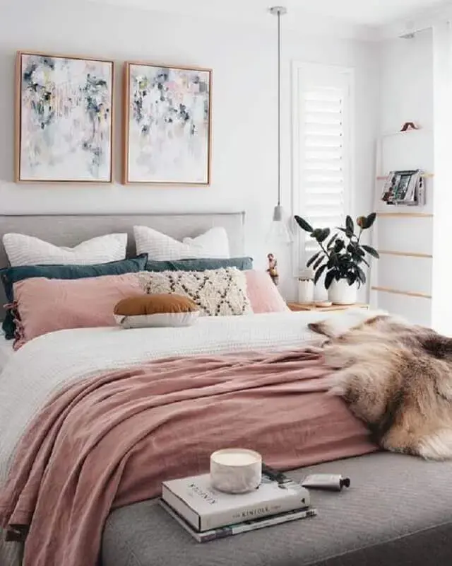 decoração moderna para quarto em tons de cinza e rosa Foto Pinterest