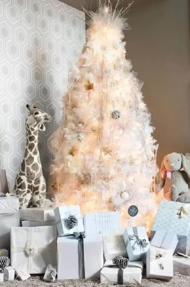 decoração clean com árvore de natal branca Foto Pinterest