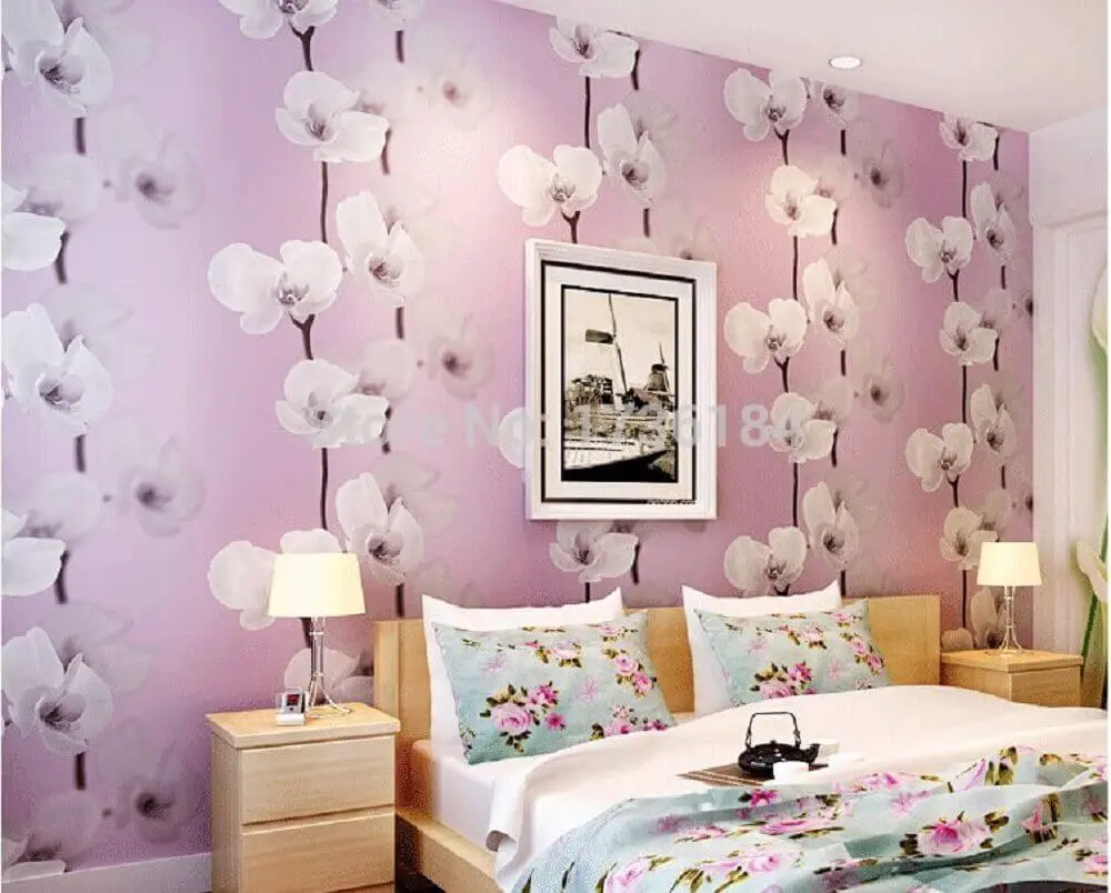 decoração com papel de parede floral para quarto de casal Foto Pinterest