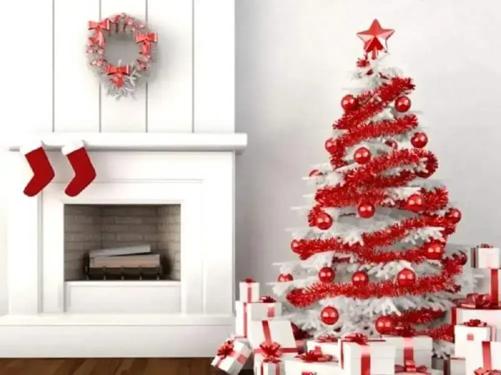 decoração natalina com árvore de natal branca e vermelha Foto Pinterest