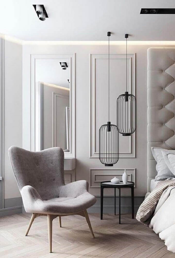 quarto moderno decorado com moldura de parede e pendentes diferentes Foto Pinterest