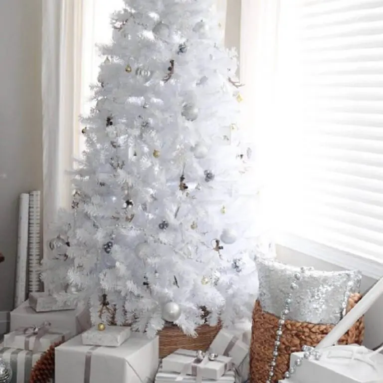Árvore de Natal Branca Modelos e Dicas de Como Decorar