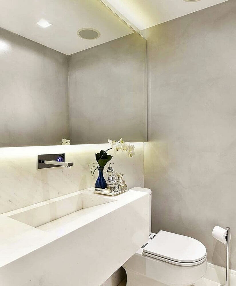 banheiro moderno decorado com pedra nanoglass Foto Casa Perferies