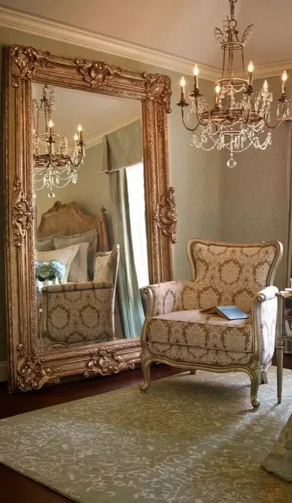 decoração clássica e sofisticada com espelho veneziano grande Foto Mirror Ideas