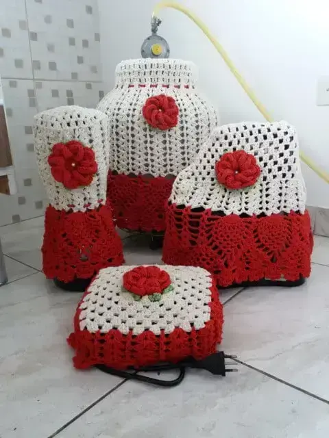 Jogo de cozinha de crochê com capas para eletrodomésticos Foto de Tayane Martins Fernandes