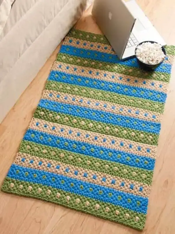 passadeira de crochê simples listrada de azul e verde Foto Rug Designs Inspirations