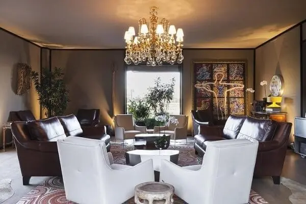 os lustres para sala mais luxuoso são ótimos para dar mais charme a ambientes sóbrios
