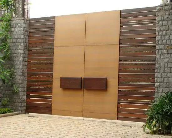 Portão de madeira de abrir com puxadores de madeira Foto de Pinterest