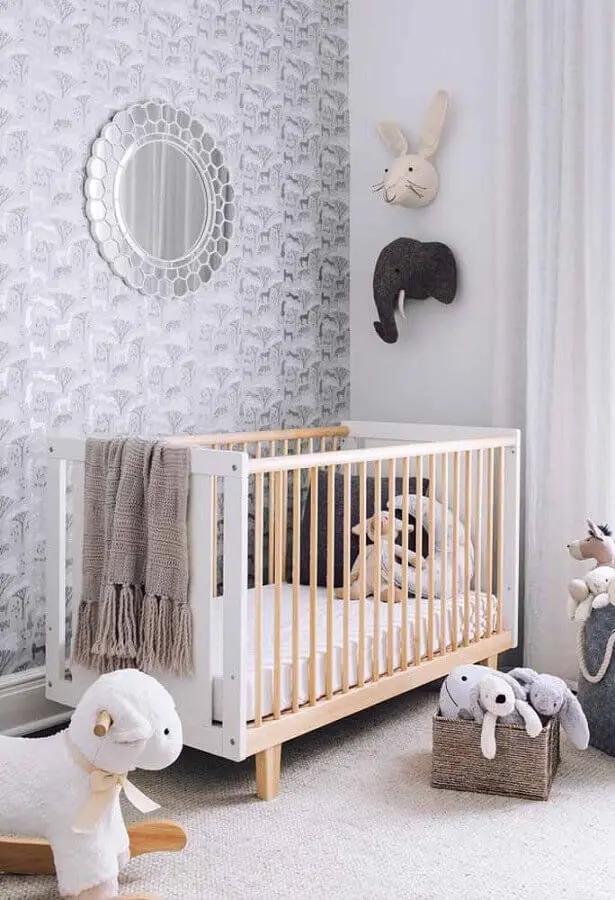 enfeites para quarto de bebê todo decorado em tons de cinza Foto Pinterest