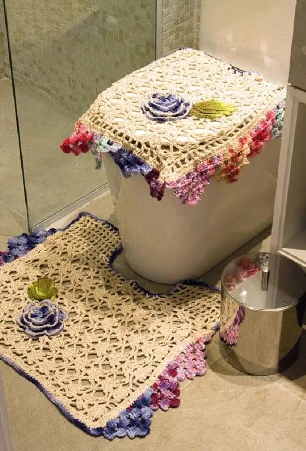 flor de crochê simples para tapete de banheiro Foto Salon urody