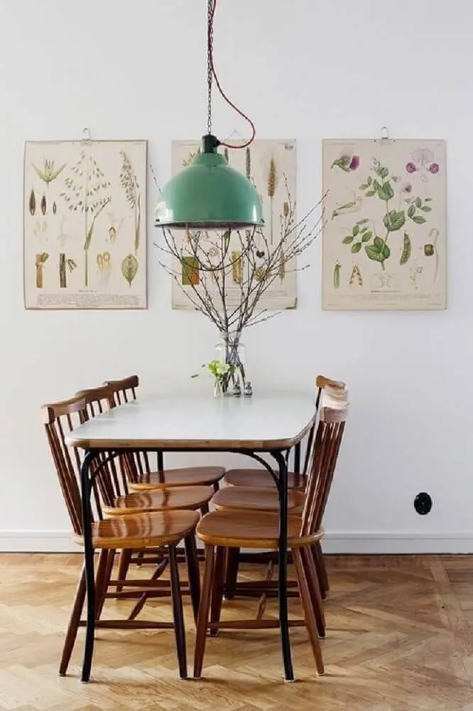 pendentes para sala de jantar com decoração simples Foto Virlova Style