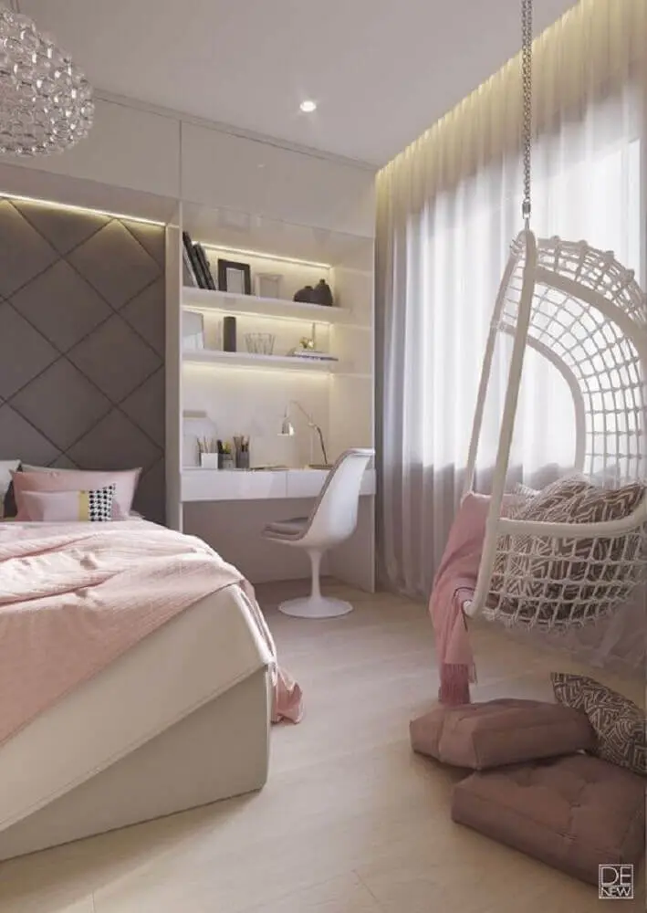 quartos femininos jovens modernos decorado com balanço branco e móveis planejados Foto We Heart It
