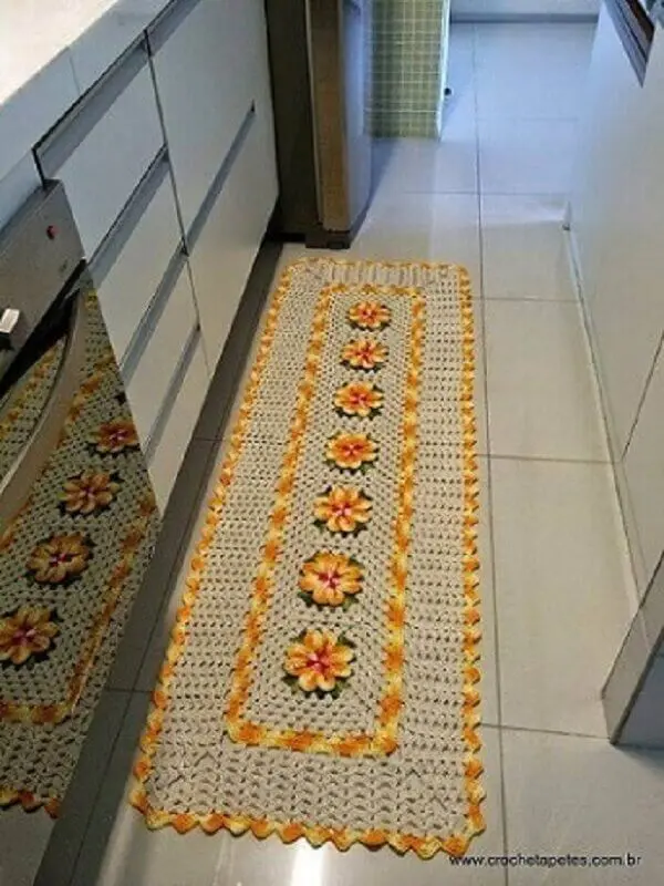 tapete de crochê com flores amarelas para decoração de cozinha Foto Crochê Tapetes