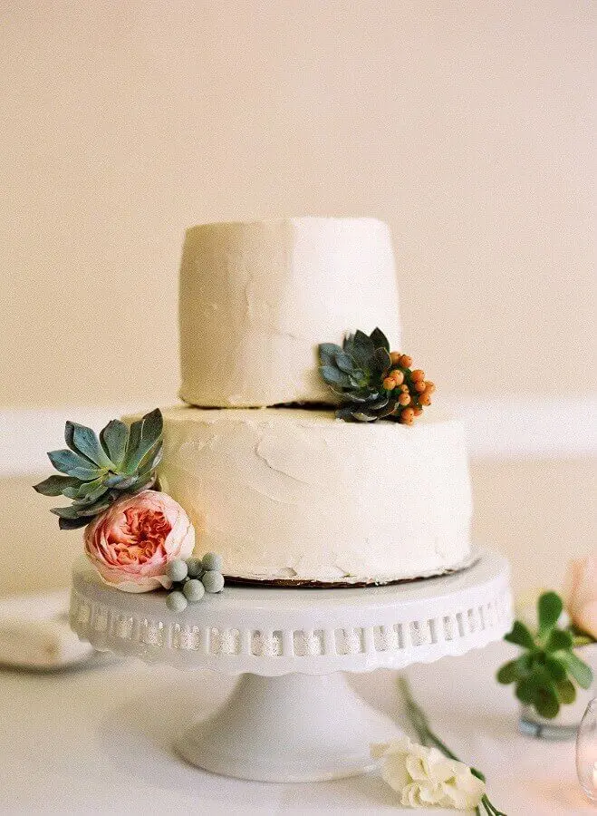 bolo de noivado simples e rústico decorado com suculentas Foto Kreativ Welt