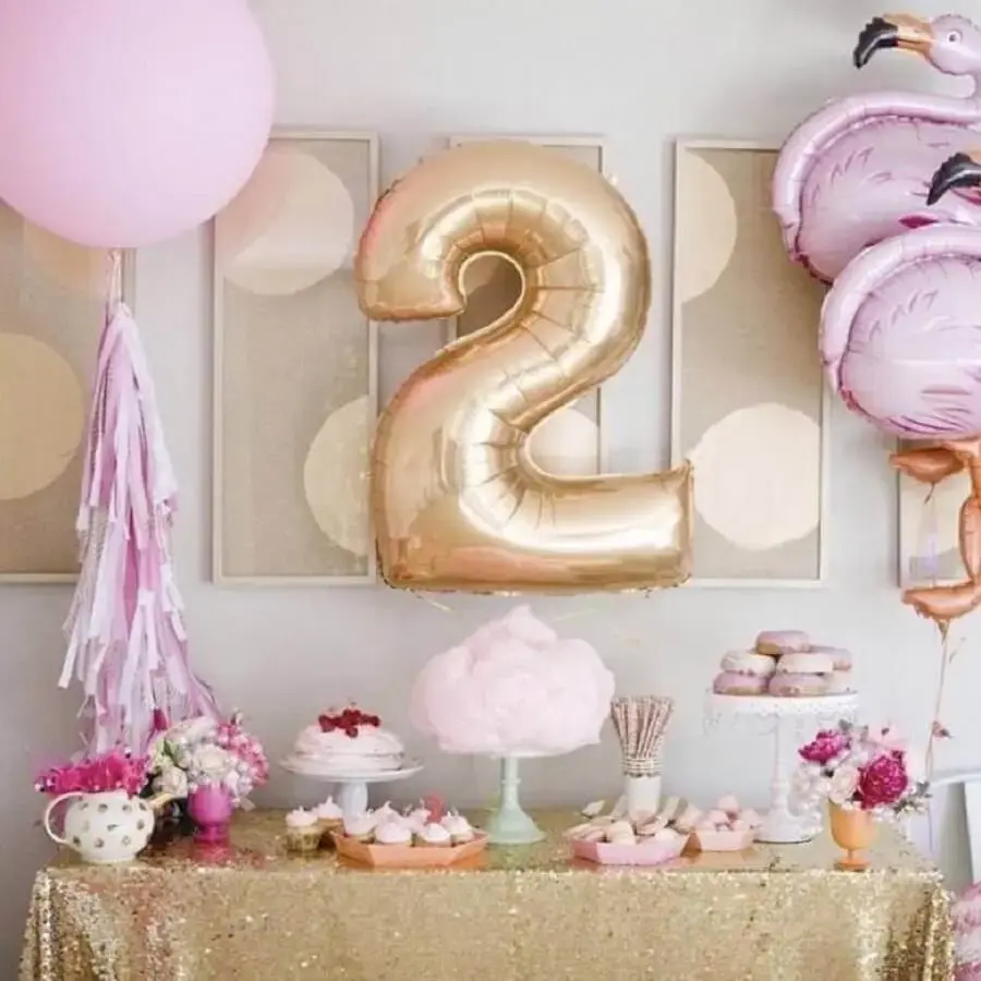 Birthday girl decoration with golden number balloon and flamingos balloon Photo Celebrations Cake Decorating