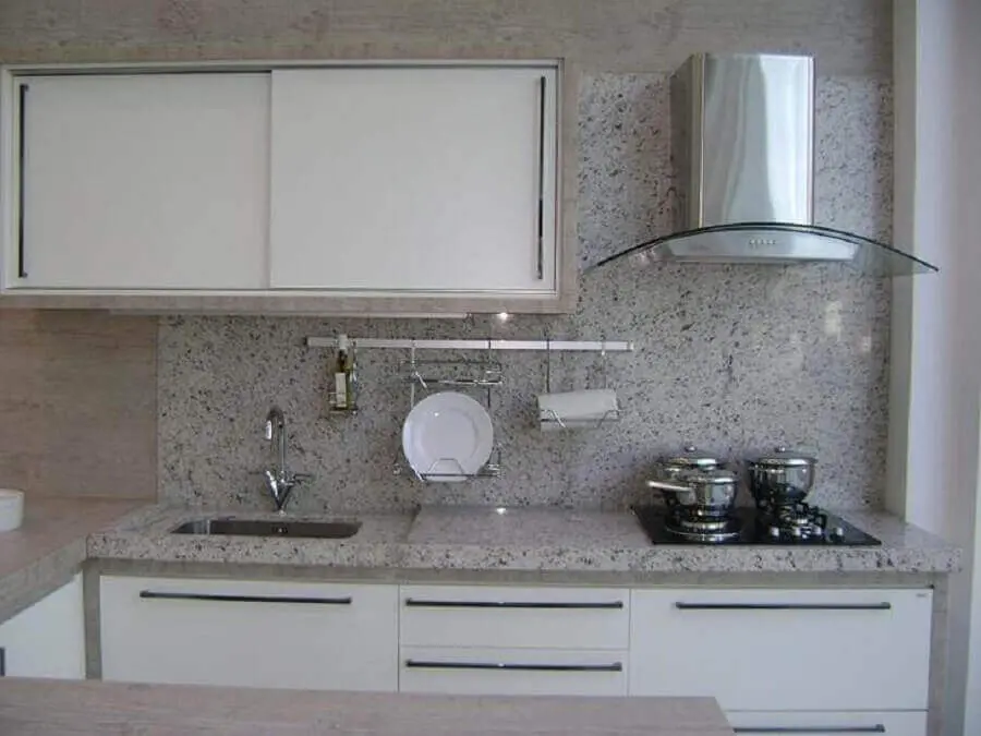 decoração com granito branco para cozinha pequena Foto Marmorial