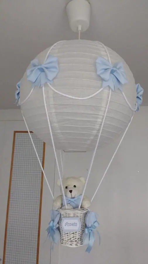 modelo de lustre balão para quarto de bebê masculino Foto Lampara Globo